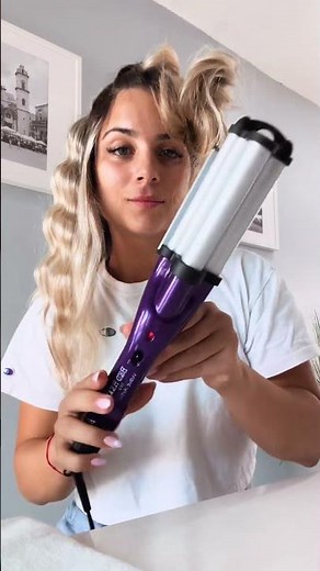 Love how my beach waves turn out with this flat iron! Always recommend it