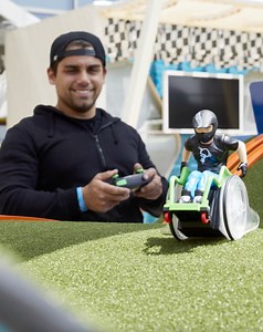 CELEBRATE THE POWER OF THE CHALLENGER SPIRIT. To kick-off the launch of the HOT WHEELS® RC Aaron Wheelz Wheelie Chair RC, we hung out with our new friends at UCLA Medical Hospital! Later in the week, we welcomed Aaron Wheelz, and members of the community to Mattel HQ for a very first look at the RC toy. The HOT WHEELS® RC Aaron Wheelz Wheelie Chair is available for pre-order exclusively at Amazon.com. | Hot Wheels