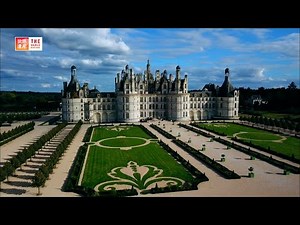 The Loire Valley between Sully-sur-Loire and Chalonnes (France) / TBS