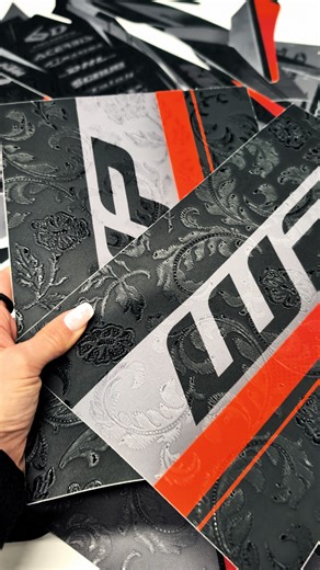 BLOOM Graphics 🌹 Our NEW BLOOM graphics finish can be applied to any of the standard designs available on our website as well as full custom kits 👌 #motocross #dirtbike #mxgraphics #chrome #ktm