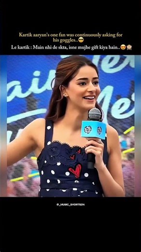 There is something between them..🙈❤ #ananyapandey #kartikaaryan #shortsfeed #shorts #yt