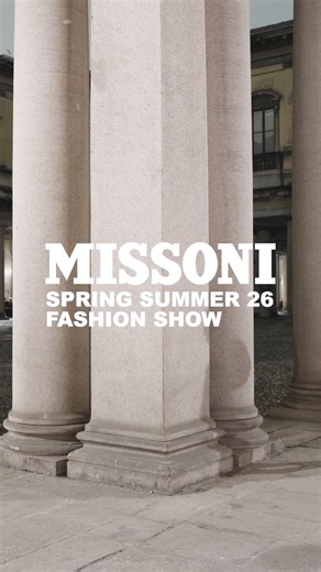 Gesture and attitude Missonified through color, materials, and patterns. Relive the Missoni Spring Summer 2026 show: https://missoni.co/SummerSpring26FashionShow #MissoniSS26 #Missoni | Missoni