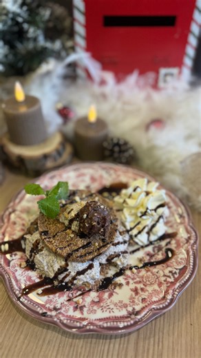 🎄 Le dessert des fêtes qui fait fondre les gourmands 🤍 Découvrez notre Trésor de Mascarpone au Chocolat & son Rocher Gourmand : crème mascarpone au chocolat, croquant de biscuit et rocher Ferrero… Un vrai moment de douceur 😋🍫 ✨Venez vite profiter de nos suggestions qui sont toujours à la carte ! Alors, on se laisse tenter ? 😍 | 100 Patates
