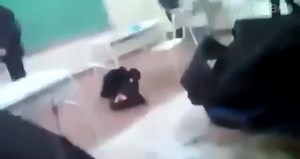 #VIDEO: Student strikes and insults her teacher during class in Argentina
