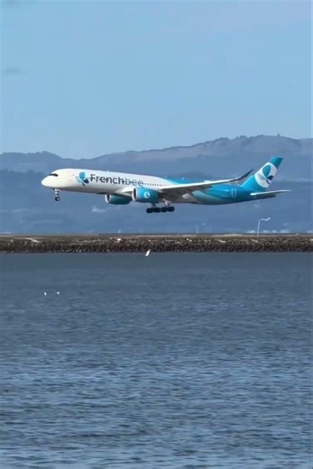French bee Airbus A350-900 landing at San Francisco International Airport (SFO).
