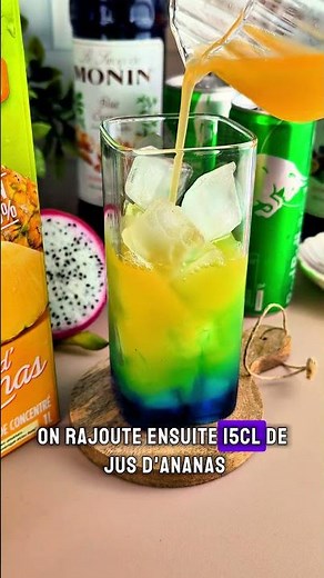 Summer Paradise Mocktail 🌴 | Refreshing and colorful mocktail for summer #mocktail