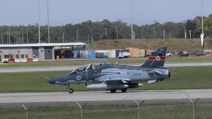 269K views · 4.9K reactions | VIDEO 6 Hawk 127 training aircraft takeoff on Runway 30 RAAF BASE Williamtown today Friday 8 December. This was a Pilot graduation flight (there was 8 aircraft but video only shows last 6) They later returned in 4 pairs of two and flew low over the base. #williamtownplanespotting #planespotting #canonr7 #canon | Williamtown Plane Spotting | Facebook