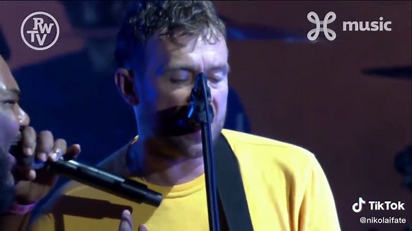 Feel Good Inc. Concert Experience | Gorillaz Live Performance