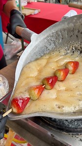 Malaysia’s Famous Tanghulu, Fruits Dipped in Crystal Sugar Coating | Street Food Recipes