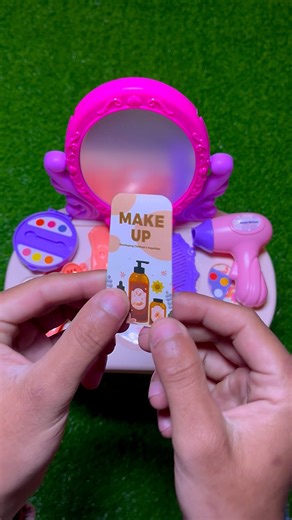 smooth satisfying with Hello Kitty dressing table And Makeups l💄👗