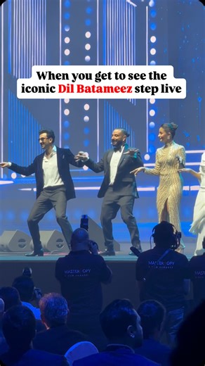 Ranbir and Alia 🥹🙌 [ Ranbir Kapoor, Badtameez Dil step, famous bollywood song, bollywood actors, Alia Bhatt, Kris Fade, Priti Malik, coca cola arena, damac islands 2, dubai properties, dubai influencer ] #dubaiblogger #badtameezdil #ranbirkapoor #damacislands2 | Rida Aasim Islam
