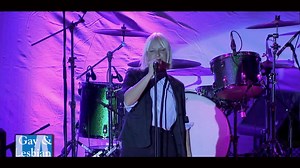 1.6K views · 70 reactions | Sia - Titanium (Acustic Live) Si nunca le...