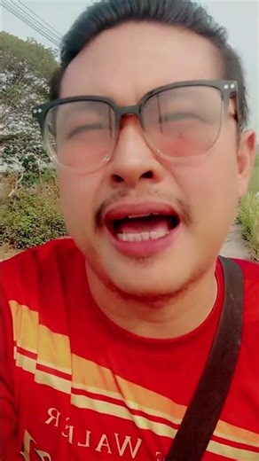 Photochromic lenses that change color in sunlight. Anyone who wears them will look more handsome!...