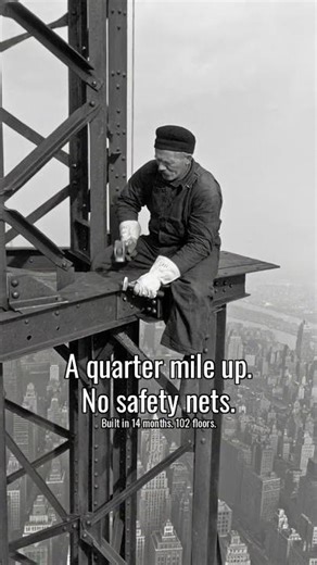 Riveting the Sky at 400 Meters — New York, 1930 #history #shorts