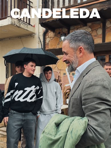 Gracias por vuestro apoyo en cada sitio al que vamos. No parar hasta reconquistar. El domingo será un gran día. #Candeleda #SentidoComún