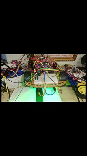 demo xe dò line #viral #arduino #edit #arduinoproject #smartphone #fypシ #embeded