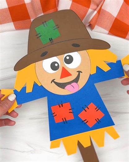 49K views · 277 reactions | Silly Scarecrow Craft - this craft will make kids giggle this fall! Get the PDF ⬇️ | Simple Everyday Mom | Facebook