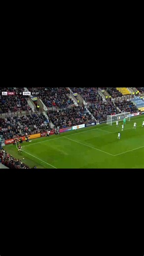 🔥 BUUUUUUUUUUUUT DE LANDRY KABORÉ !L’attaquant burkinabè débloque son compteur avec le Heart of Midlothian ! Pour sa toute première titularisation, le jeune Étalon s’illustre en trouvant le chemin des filets face à Dundee FC en championnat d’Écosse.💥 Première titularisation, premier but : début rêvé pour Landry Kaboré !Le Hearts mène désormais 2-0. #ReseauDesSports | Réseau des Sports