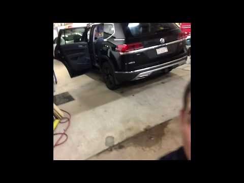 Volkswagen Atlas Headrest Removal
