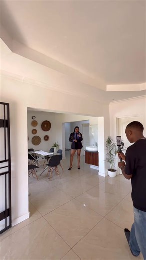 Behind the Scenes with @kynthia_mm 🤩🎬#bts #airbnb #contentcreator #influencer #gunna