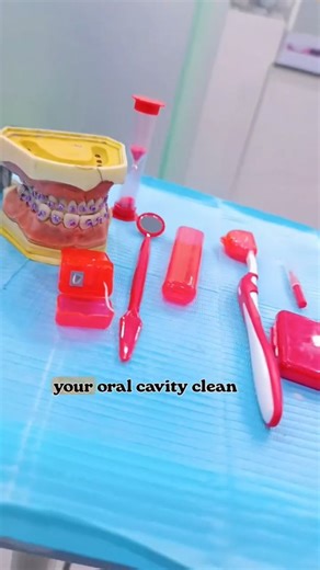 Dr ℍ𝕒𝕟𝕖𝕖𝕟𝕒 khan on Instagram: "Cleaning the oral cavity with braces requires brushing after every meal with a soft-bristled brush at a 45-degree angle to remove food from around brackets and gums. Daily flossing using a threader or water flosser is essential, along with using interdental brushes to clean under wires. Maintaining this routine prevents plaque buildup, tooth decay, and white spot lesions. Daily Oral Hygiene Routine with Braces Brushing: Use fluoride toothpaste and a soft-bris