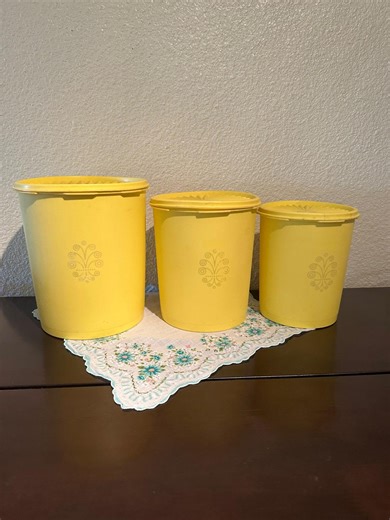 Vintage 1970s, Servalier Tupperware, Cannisters, Set of Three (3), Yellow With Green - Etsy