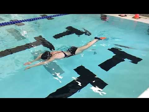 Perfect the freestyle arm technique | Swimming Drill - Catch Up