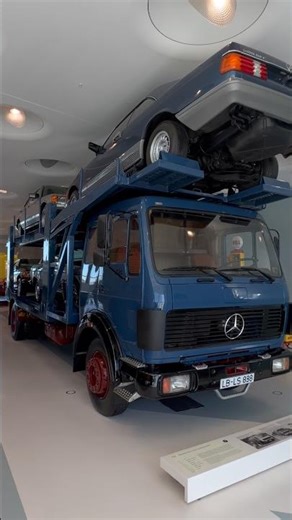 Vier mal C123 Coupe auf Mercedes Lkw !