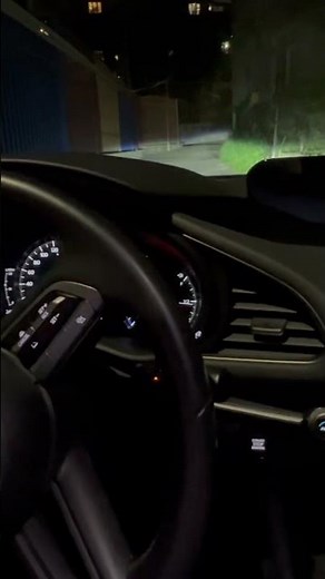 I can’t turn off lights of mazda 2020. It turns on when the car starts moving.