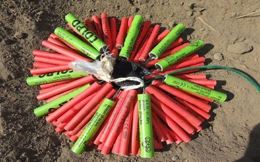 XXL Firecrackers & Firework Compilation [炮仗]