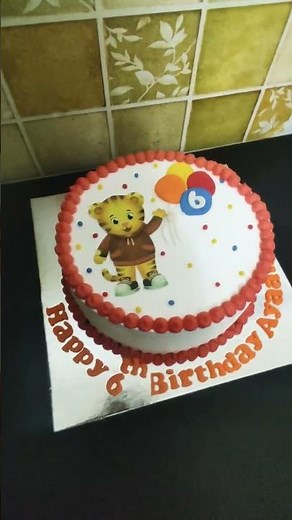Daniel tiger cake 🎂🎂🎂🥰🥰🥰🥰