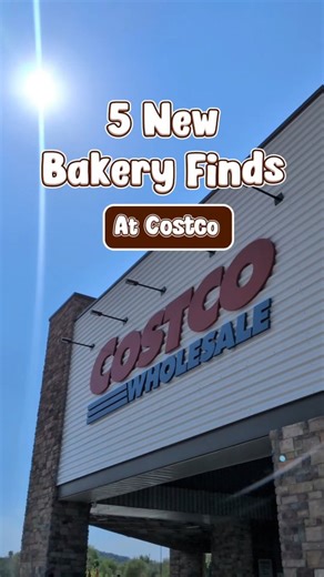 ✨ 5 brand new bakery finds at Costco! 🍪😍 Starting off strong with the chocolate peanut butter fudge, a rich triple chocolate loaf, the holiday cookie tray (60 cookies!!), holiday sugar cookies covered in festive sprinkles, and the blueberry cheesecake caramelized croissant that everyone is talking about. 🤤💛 Who else is grabbing these for holiday hosting?! 🎅🏼✨ 📍 PHX AZ @Costco Wholesale #CostcoFinds #CostcoBakery #CostcoDeals #HolidayBaking #CostcoHaul | costcoandsamsclubmama