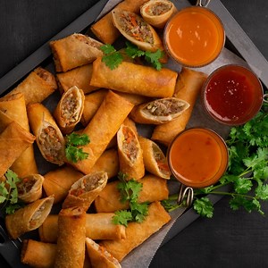 How to make Traditional Thai Spring Rolls with Mamai Noi👌💃🏻🌶🔪🚀 Get the recipe: https://www.marionskitchen.com/traditional-thai-spring-rolls/ | Marion's Kitchen