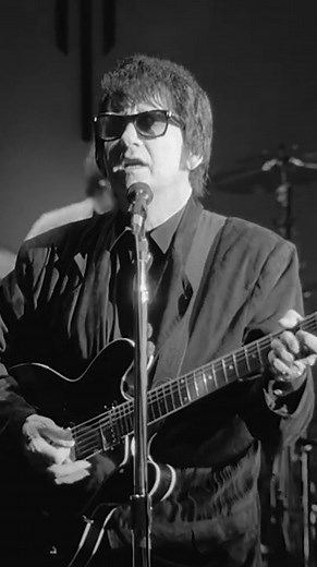 Riding with The King’s men. Pretty great to be in, even for one night… - EC | Elvis Costello