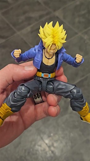 SHF Trunks posing #dragonball #trunks #shfiguarts #dbz #aura