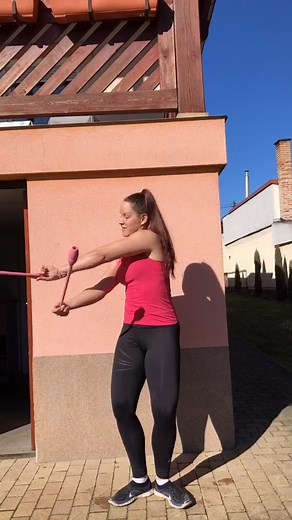 Fun in sunlight☀️ #gymnastics #sportygirl #sunnydays #foryou #fy #clubs #rhytmicgymnastics #foryoupage