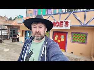 The Bizarre Simpsons Springfield In Ecuador - Krusty Burger Restaurant & Moe’s Tavern / Magic Coffee