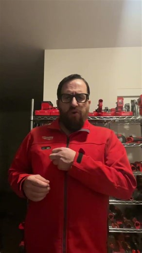 Milwaukee's Heated Jacket Actually Works #winter #gear