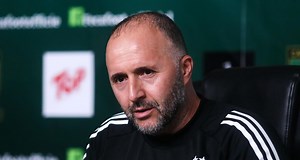 Algérie – Cameroun : Belmadi détruit l'arbitrage et répond sur son avenir, Song lui rend un hommage puissant