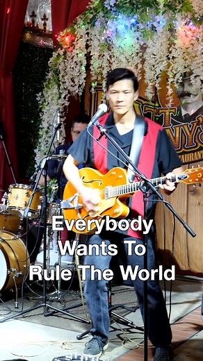 Revisiting the '80s at Matt Denny's Ale House Restaurant back in February. "Everybody Wants To Rule The World" (Tears For Fears) #liveband #tearsforfears #everybodywantstoruletheworld #80smusic #livemusic #coverband | ACME Time Machine