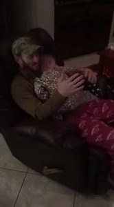 "Never stop hugging me" Via: Gongobonk | EMGN