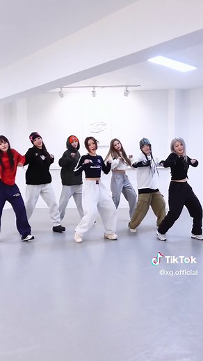 When you join a new dance class👯‍♀️ #XG #LEFTRIGHT #XG_LEFTRIGHT #XGALX