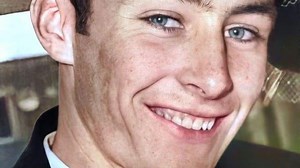 Identity of officer who tried to arrest Official IRA leader unknown, trial told