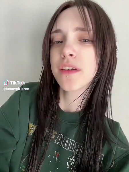 Hair Oiling Tutorial for Alt Girls and Emo Styles