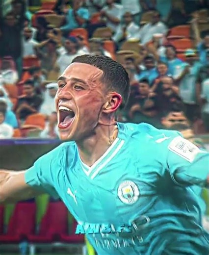 Phil Foden – England’s Golden Boy 👑⚽