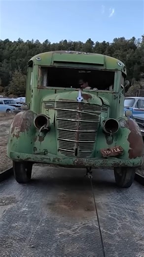 A Literal Monster Truck Project! Part 3 #shortsreels #carbuild #monstertruck #trucks | Fab Rats