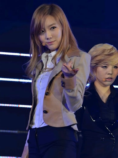 Using the Mic Correctly: Tips from The Boys