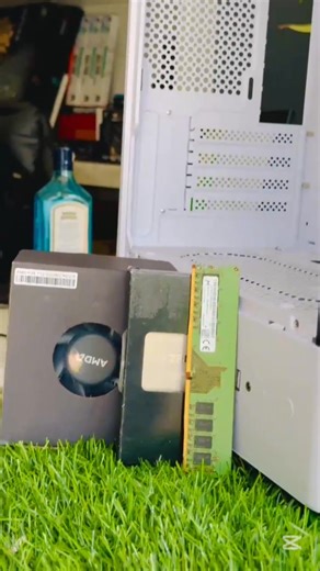 🔥 Budget Gaming / Office PC – Ready to Use! 🔥 ✅ Soeyi U620 White Gaming Casing ✅ Processor: AMD Ryzen 5 3400G (Vega Graphics) ✅ Motherboard: Gigabyte A520M-K V2 ✅ RAM: 8GB DDR4 ✅ Power Supply: Soeyi 450W 80 ✅ Cooling: AMD Stock Cooler 💻 Perfect for: ✔ Office work & online classes ✔ YouTube, movies & daily use ✔ Light gaming (Valorant, CS2, Dota 2, GTA V – low/medium settings) ✔ No graphics card needed (Vega Graphics) ⚡ Smooth performance | Upgradeable build 📈 RAM & GPU can be upgraded later 