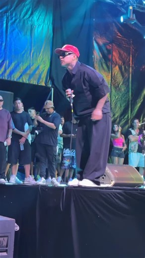 Lemon Arena - Multiespacio para eventos | Arrancamos el año como nos gusta Primer acústico en Lemon 🍋 junto a @latylam_ 🤍 Así empiezan los acústicos en Lemon. Y no es casualidad.... | Instagram