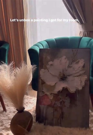 Tasbeel Gillani got herself a beautiful art piece from ashx.official! 😎♥️ Get Yours Now! Dm us 📩 #homedecor #art #giftideas #artwork #trending #trendingvideo #viralvideo #onlineshopping #homedelivery